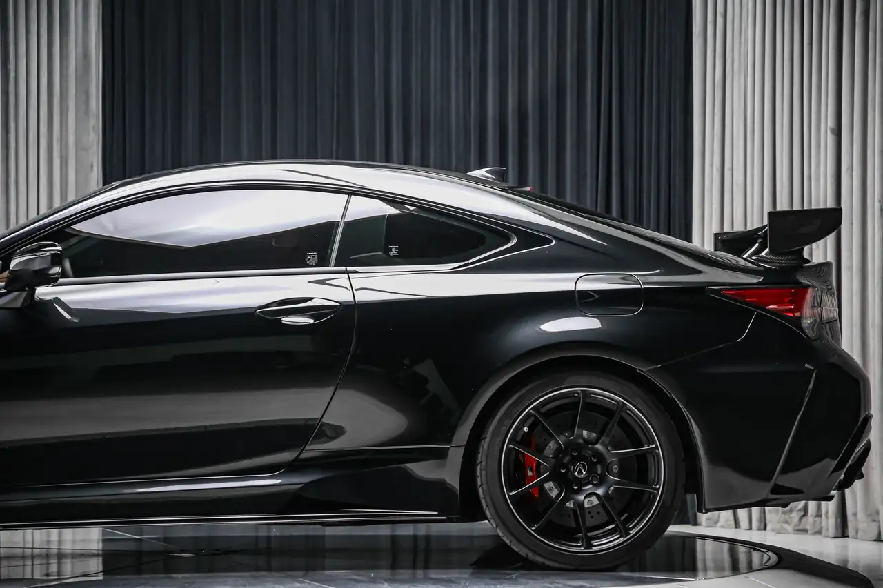 Lexus RC F снимка Lexus RC F