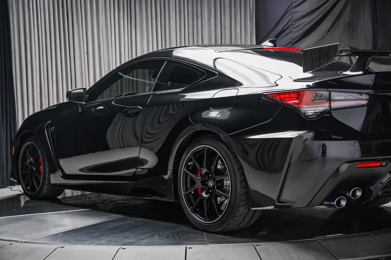Lexus RC F снимка Lexus RC F