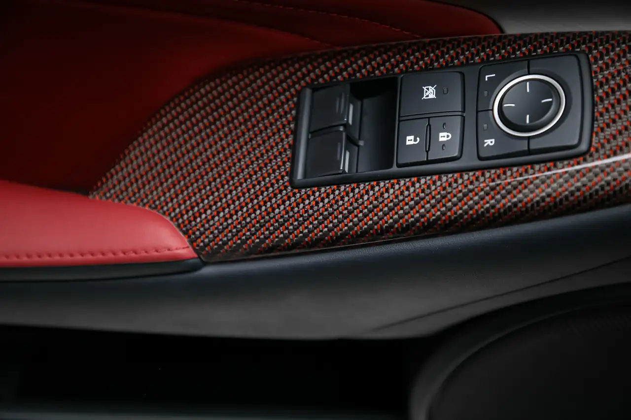 Lexus RC F снимка Lexus RC F