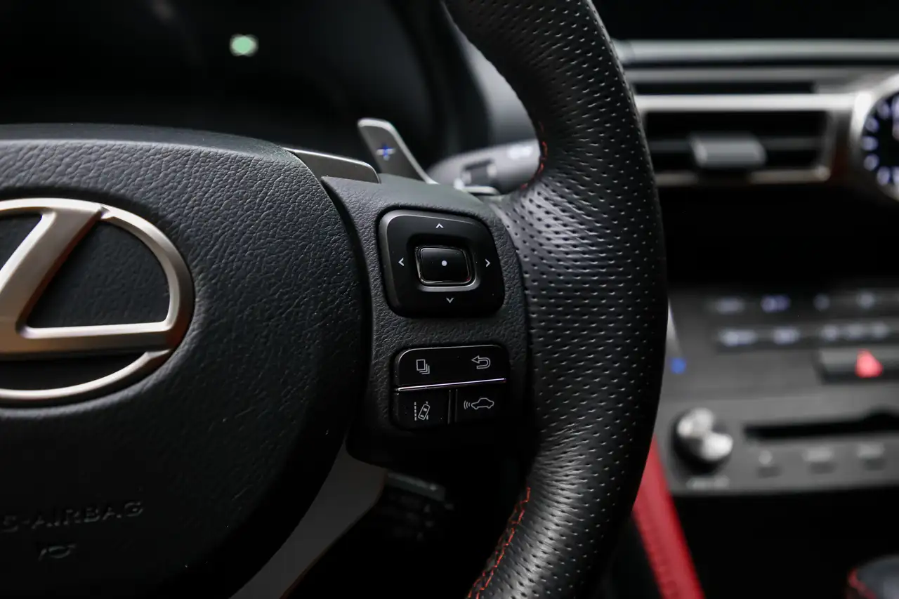 Lexus RC F снимка Lexus RC F