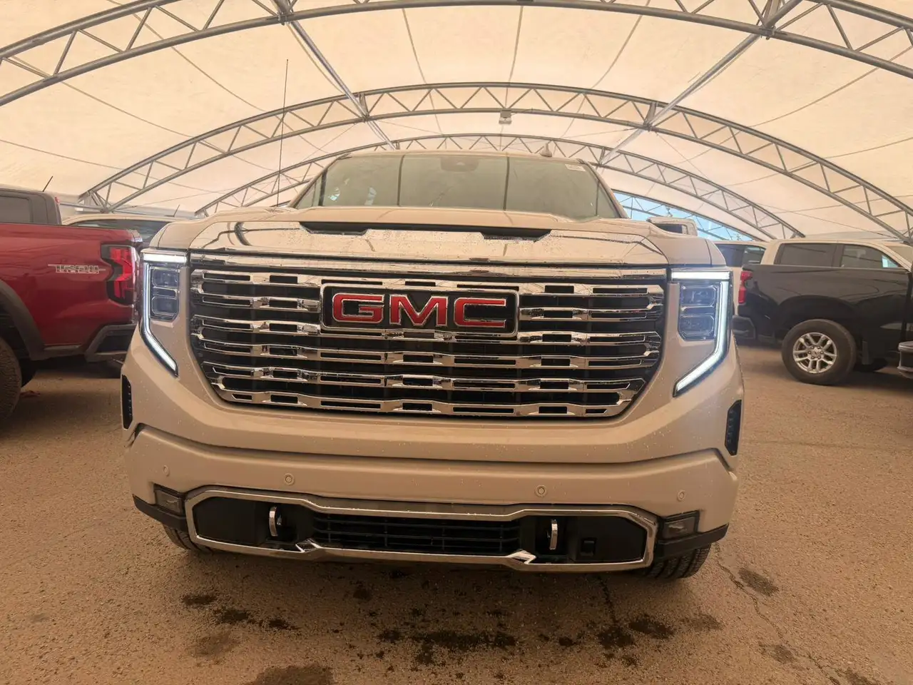 GMC Sierra 1500 снимка GMC Sierra 1500