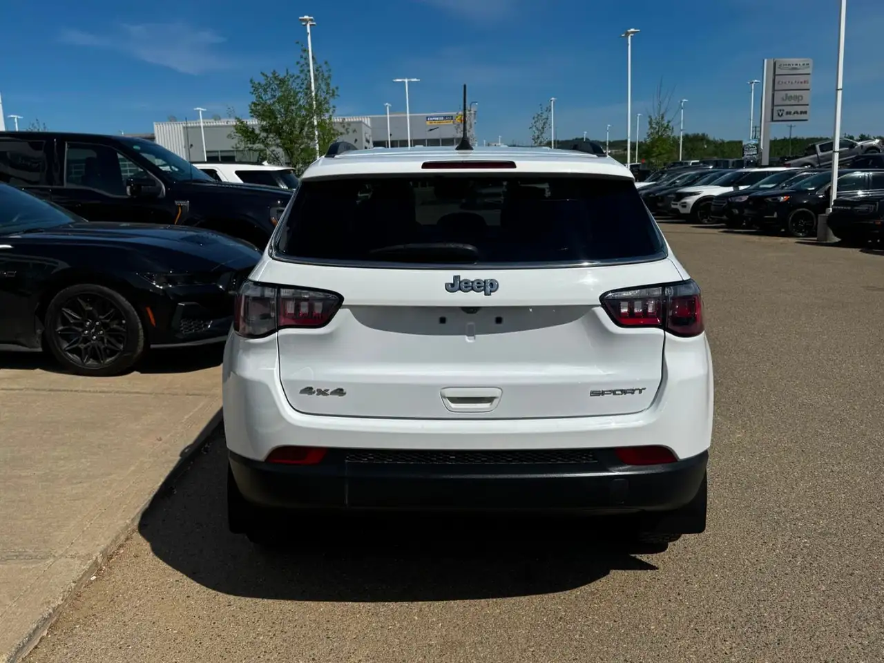 Jeep Compass снимка Jeep Compass