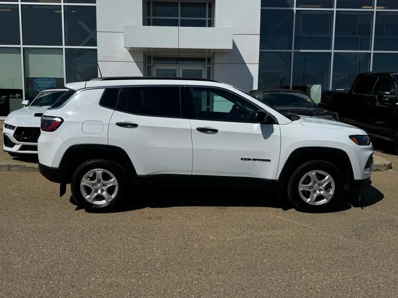 Jeep Compass снимка Jeep Compass
