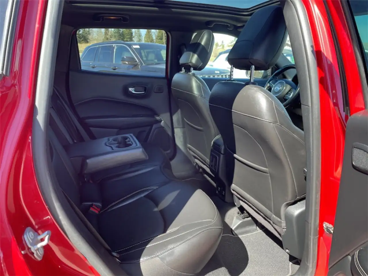Jeep Compass photo Jeep Compass