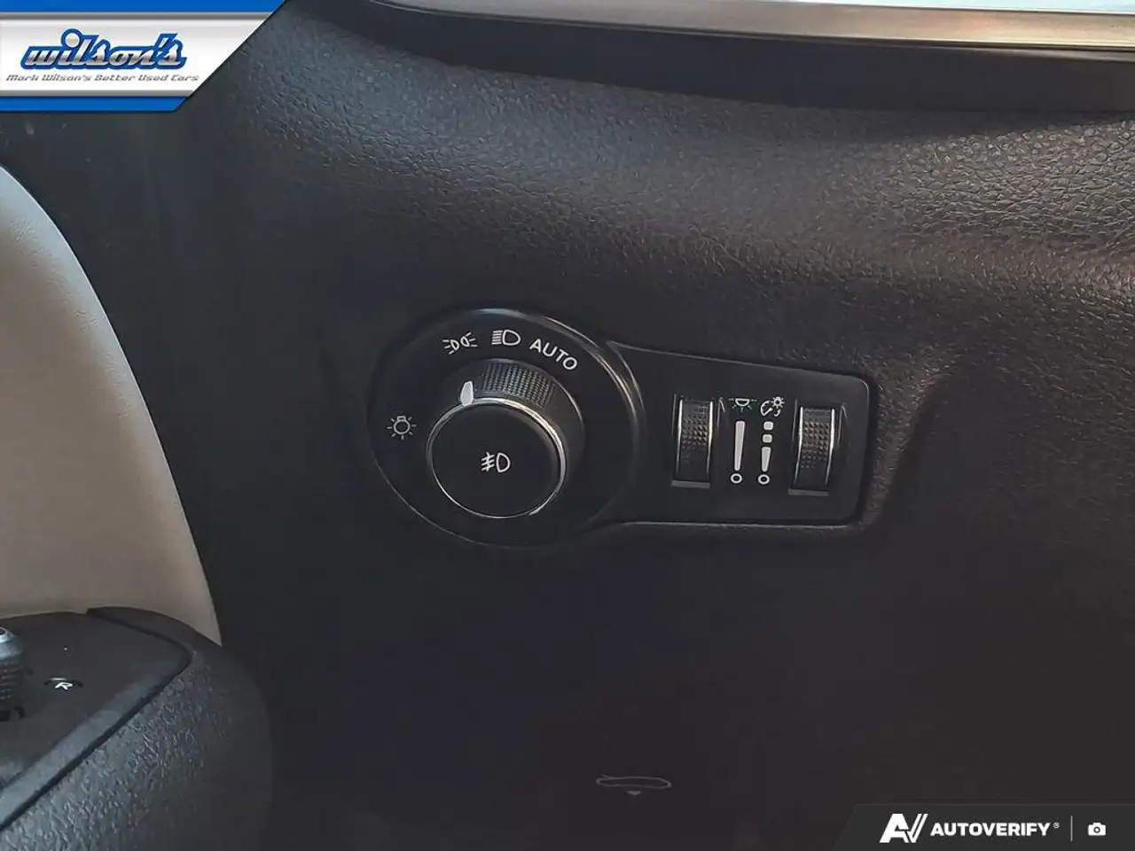 Jeep Compass photo Jeep Compass