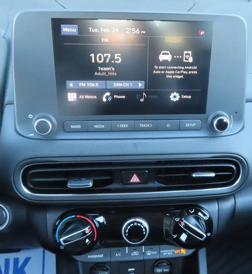 Hyundai KONA снимка Hyundai KONA