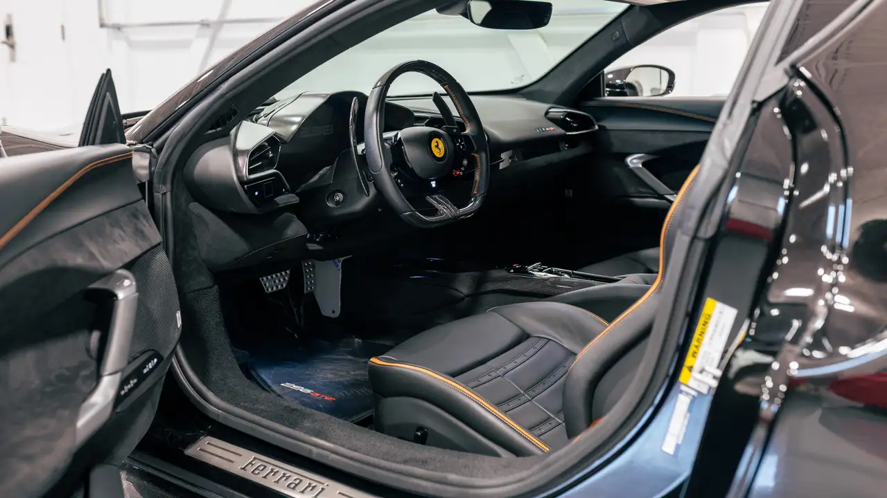 Ferrari 296 GTB снимка Ferrari 296 GTB