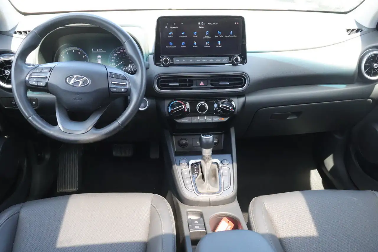 Hyundai KONA photo Hyundai KONA