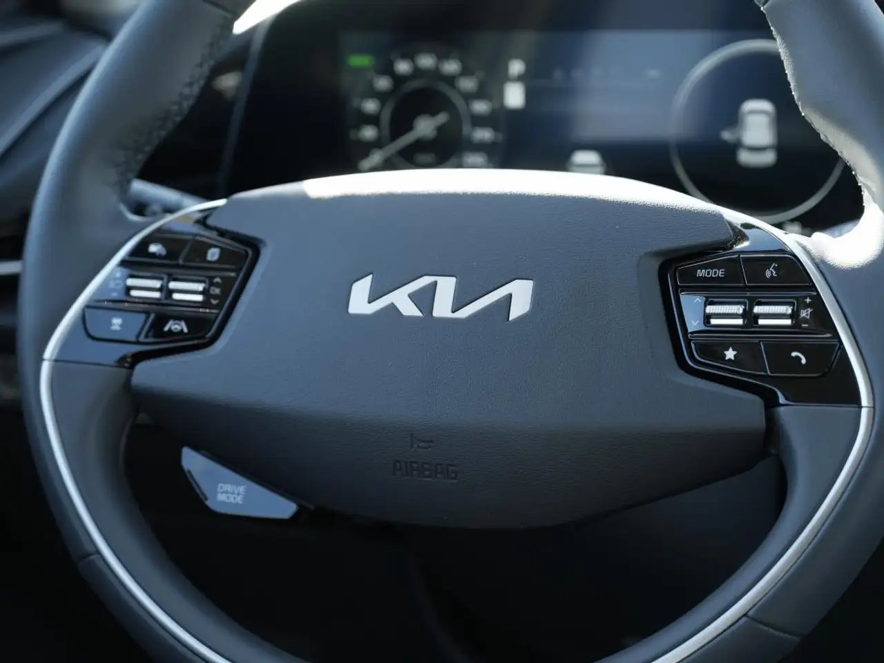 Kia Niro снимка Kia Niro