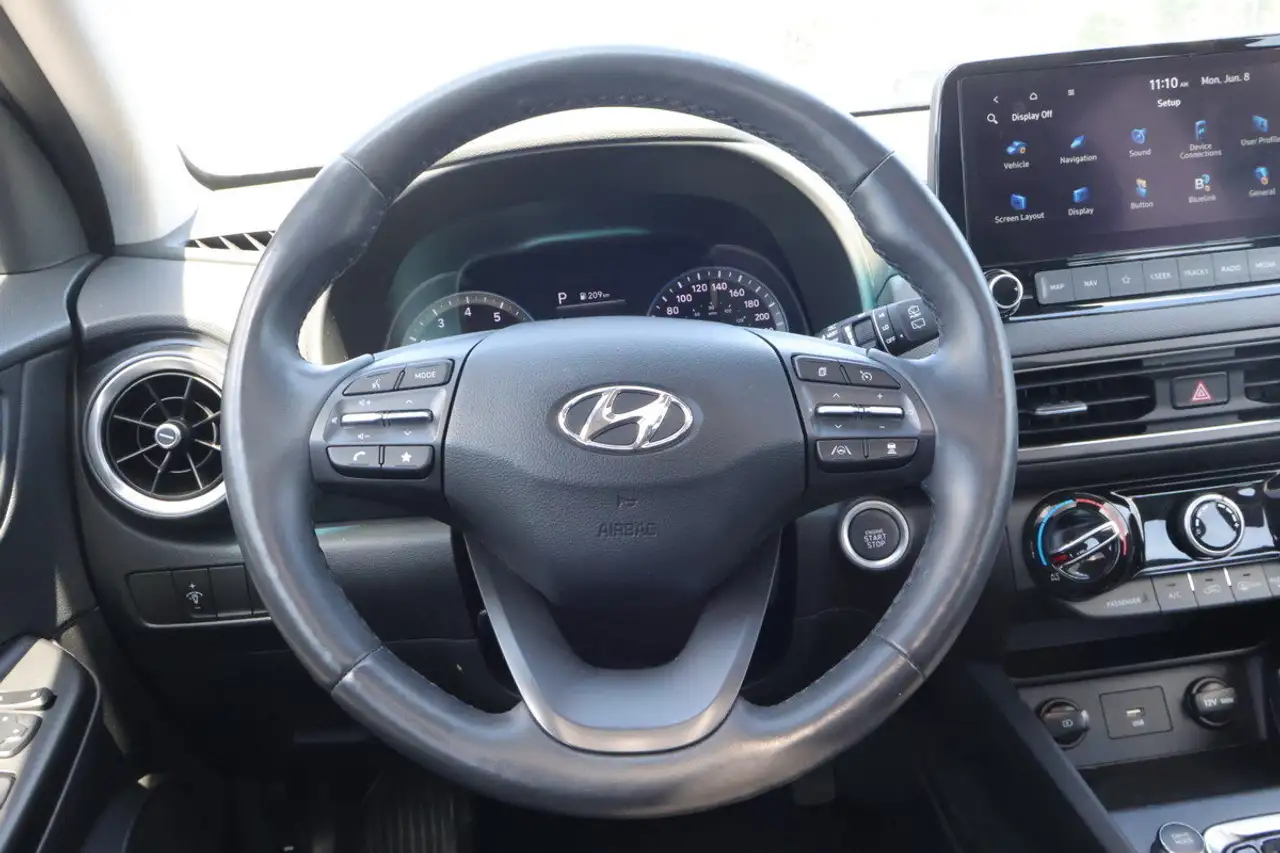 Hyundai KONA photo Hyundai KONA