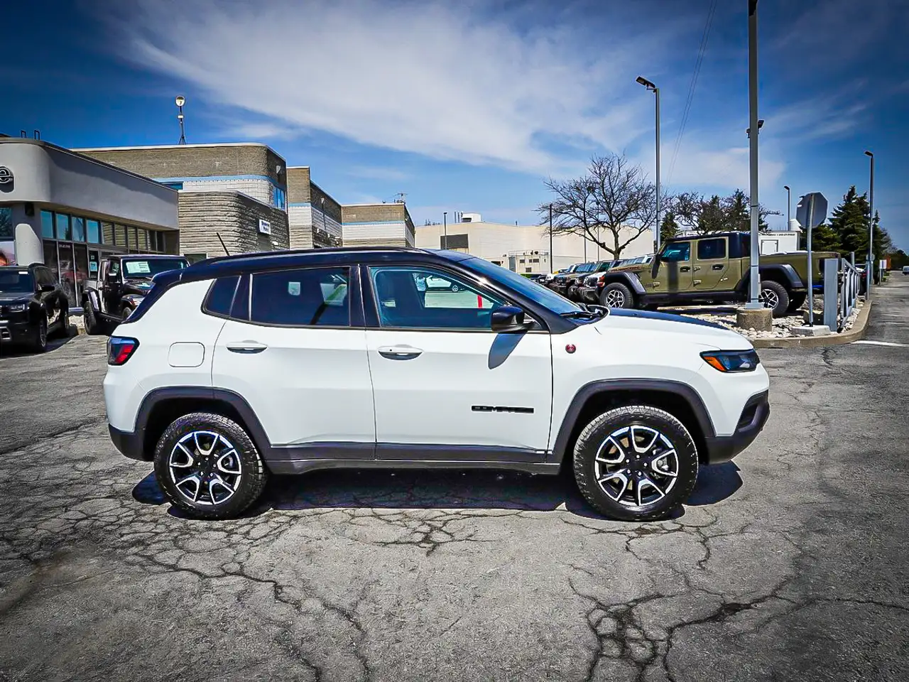 Jeep Compass photo Jeep Compass