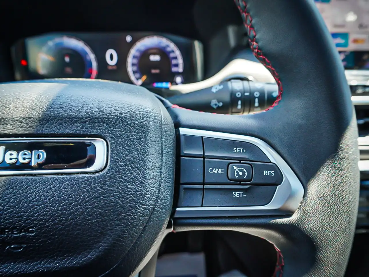 Jeep Compass photo Jeep Compass
