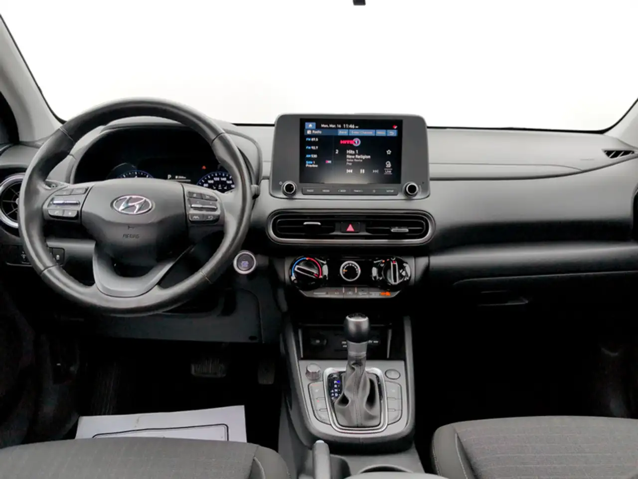 Hyundai KONA снимка Hyundai KONA