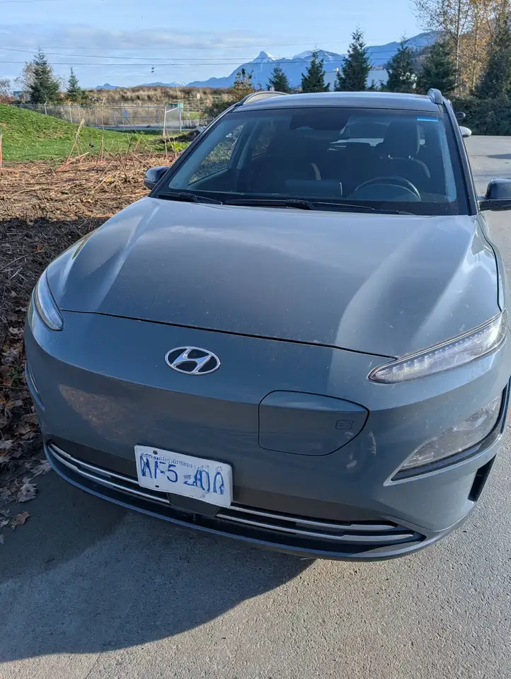 Hyundai KONA снимка Hyundai KONA