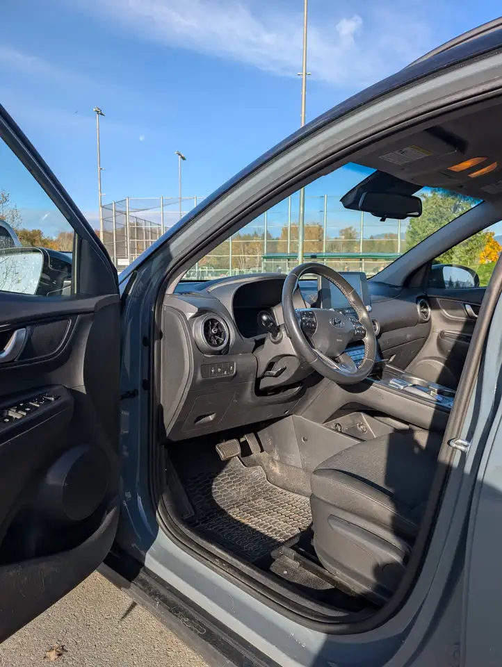 Hyundai KONA снимка Hyundai KONA