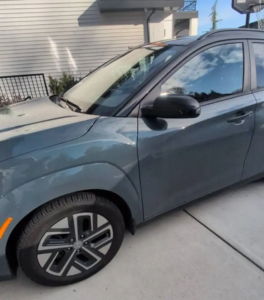 Hyundai KONA снимка Hyundai KONA