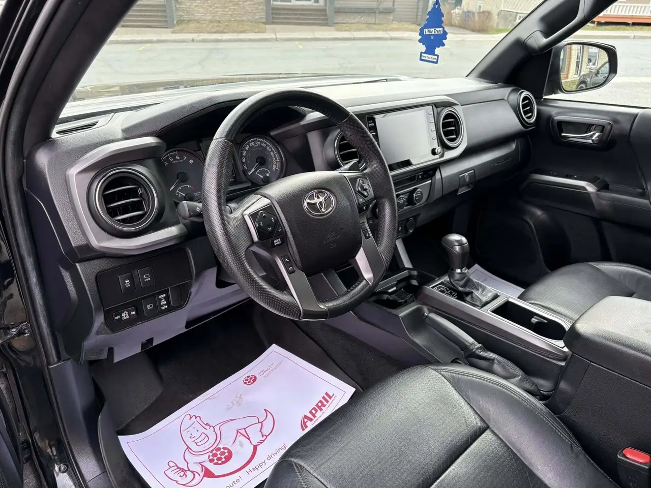 Toyota Tacoma снимка Toyota Tacoma