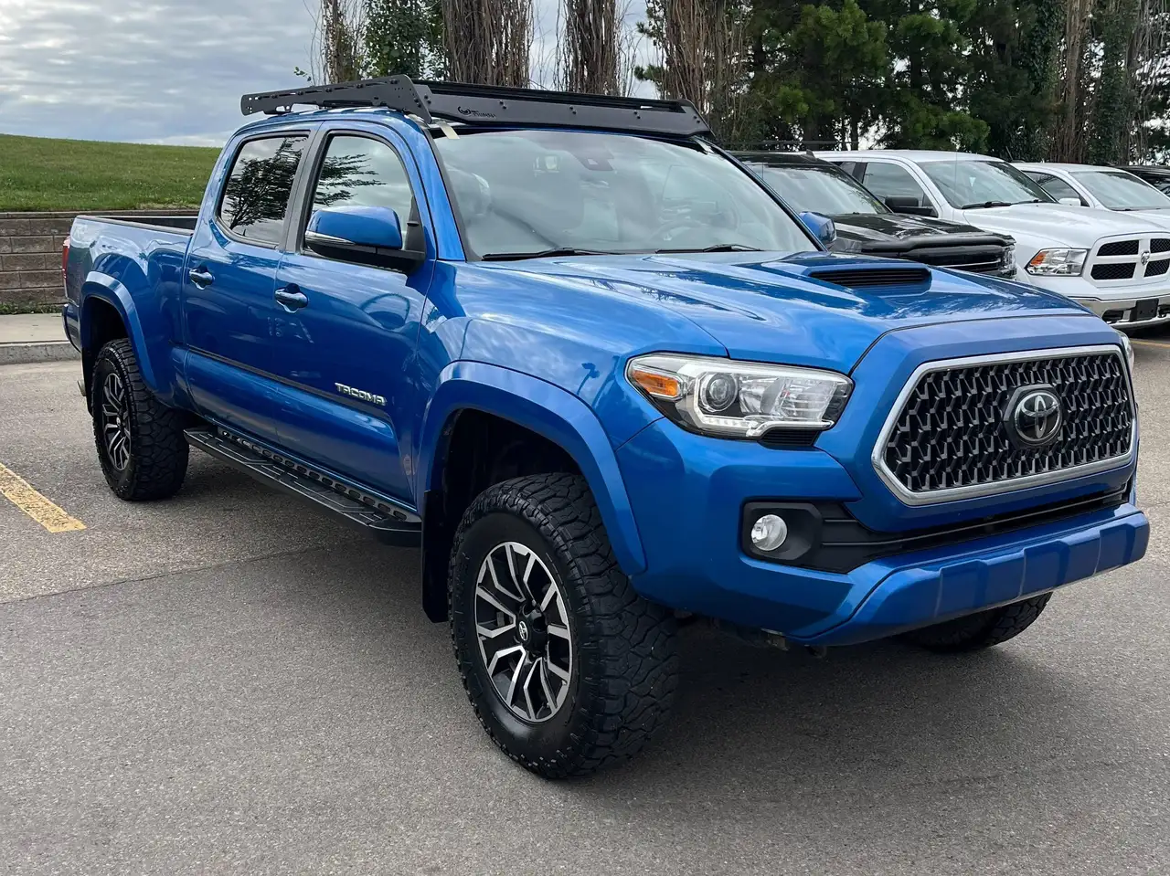 Toyota Tacoma снимка Toyota Tacoma
