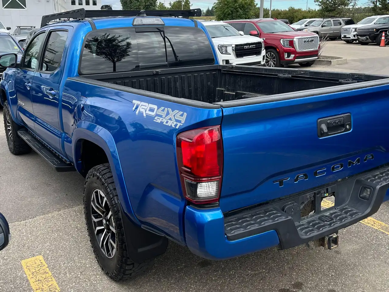 Toyota Tacoma снимка Toyota Tacoma