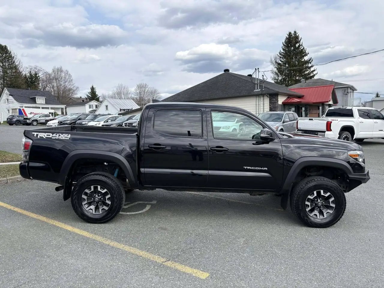 Toyota Tacoma снимка Toyota Tacoma
