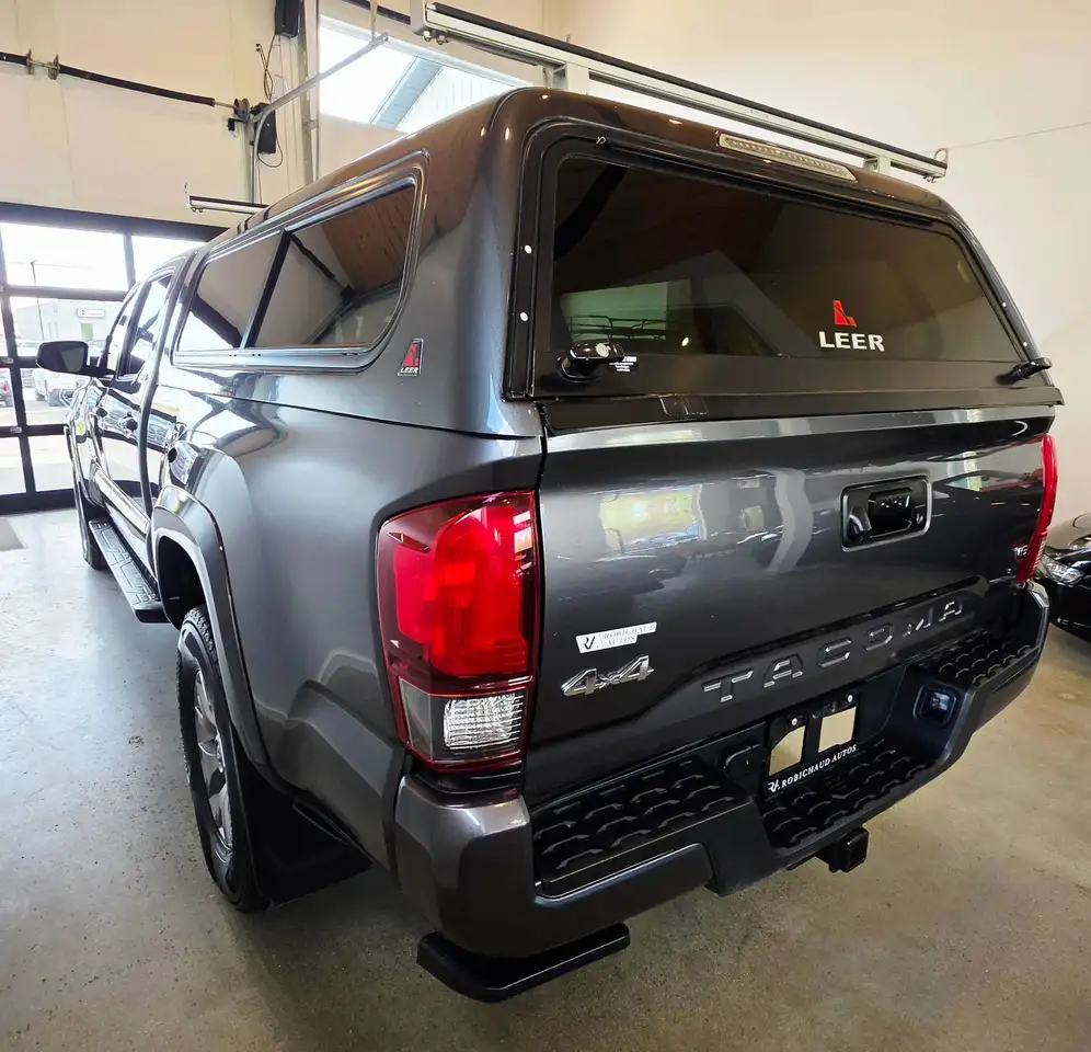 Toyota Tacoma снимка Toyota Tacoma