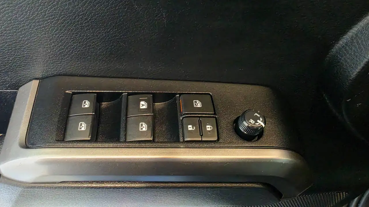 Toyota Tacoma снимка Toyota Tacoma