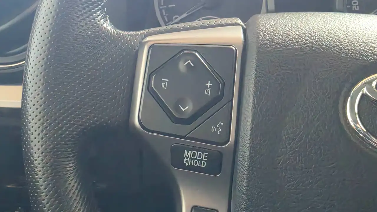 Toyota Tacoma снимка Toyota Tacoma
