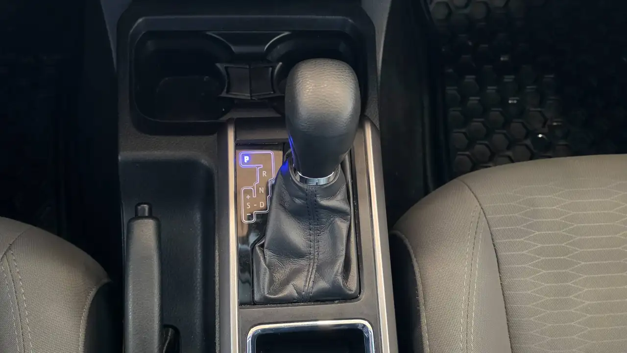Toyota Tacoma снимка Toyota Tacoma