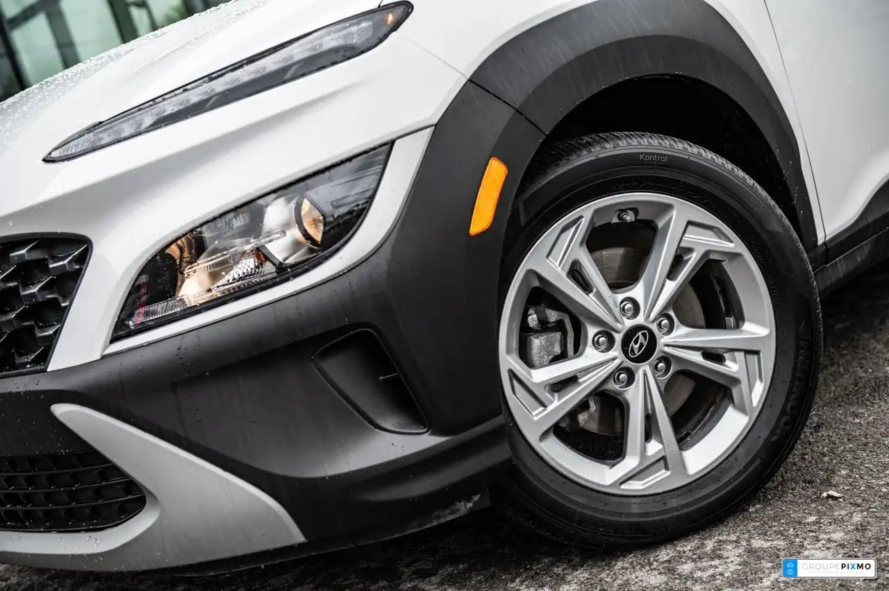 Hyundai KONA photo Hyundai KONA