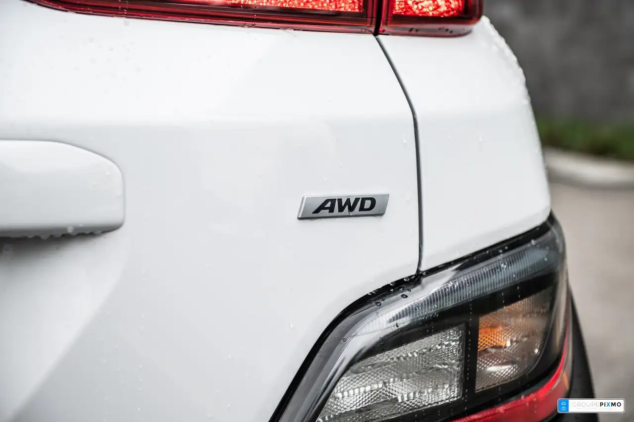 Hyundai KONA photo Hyundai KONA