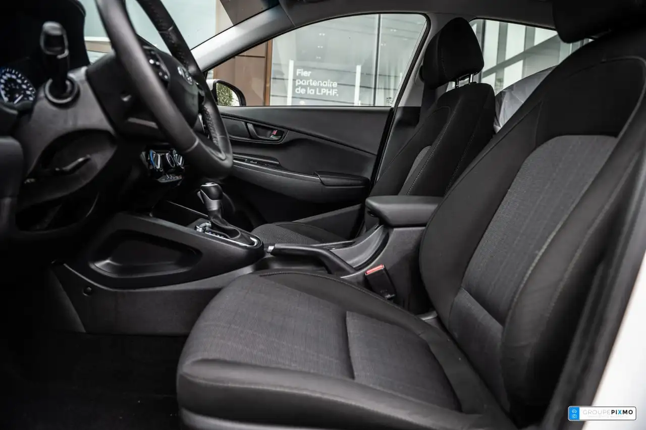 Hyundai KONA photo Hyundai KONA