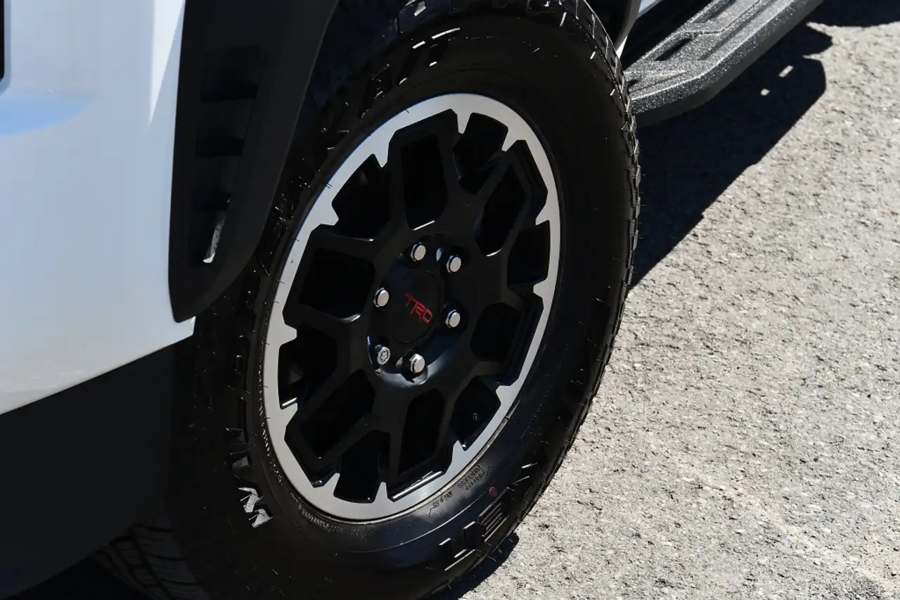 Toyota Tacoma снимка Toyota Tacoma