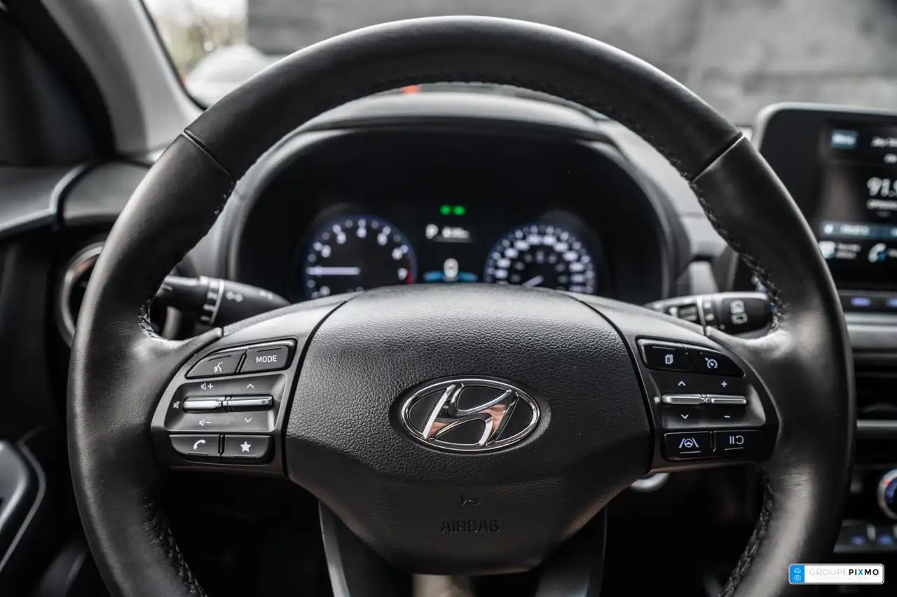 Hyundai KONA photo Hyundai KONA