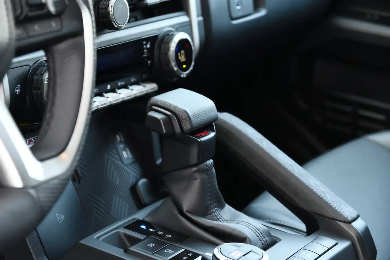 Toyota Tacoma снимка Toyota Tacoma