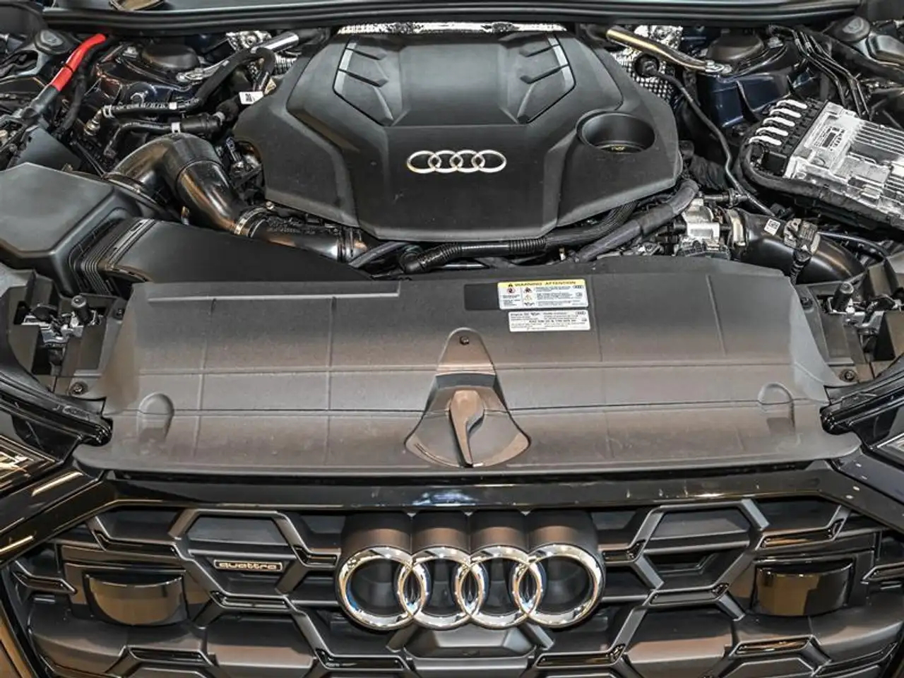 Audi A6 снимка Audi A6