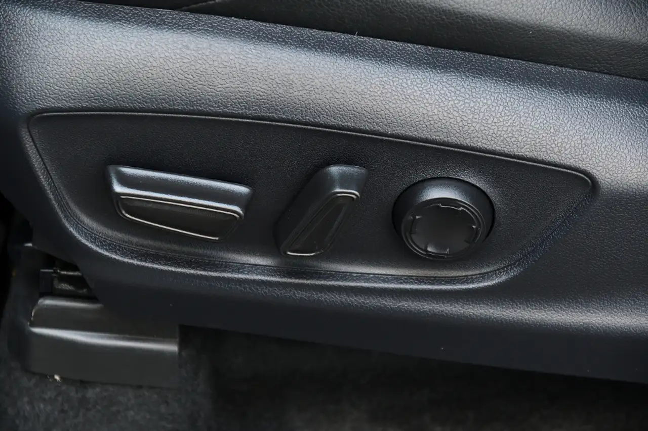 Toyota Tacoma снимка Toyota Tacoma