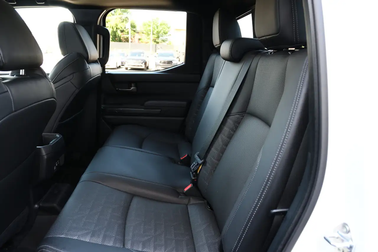 Toyota Tacoma снимка Toyota Tacoma