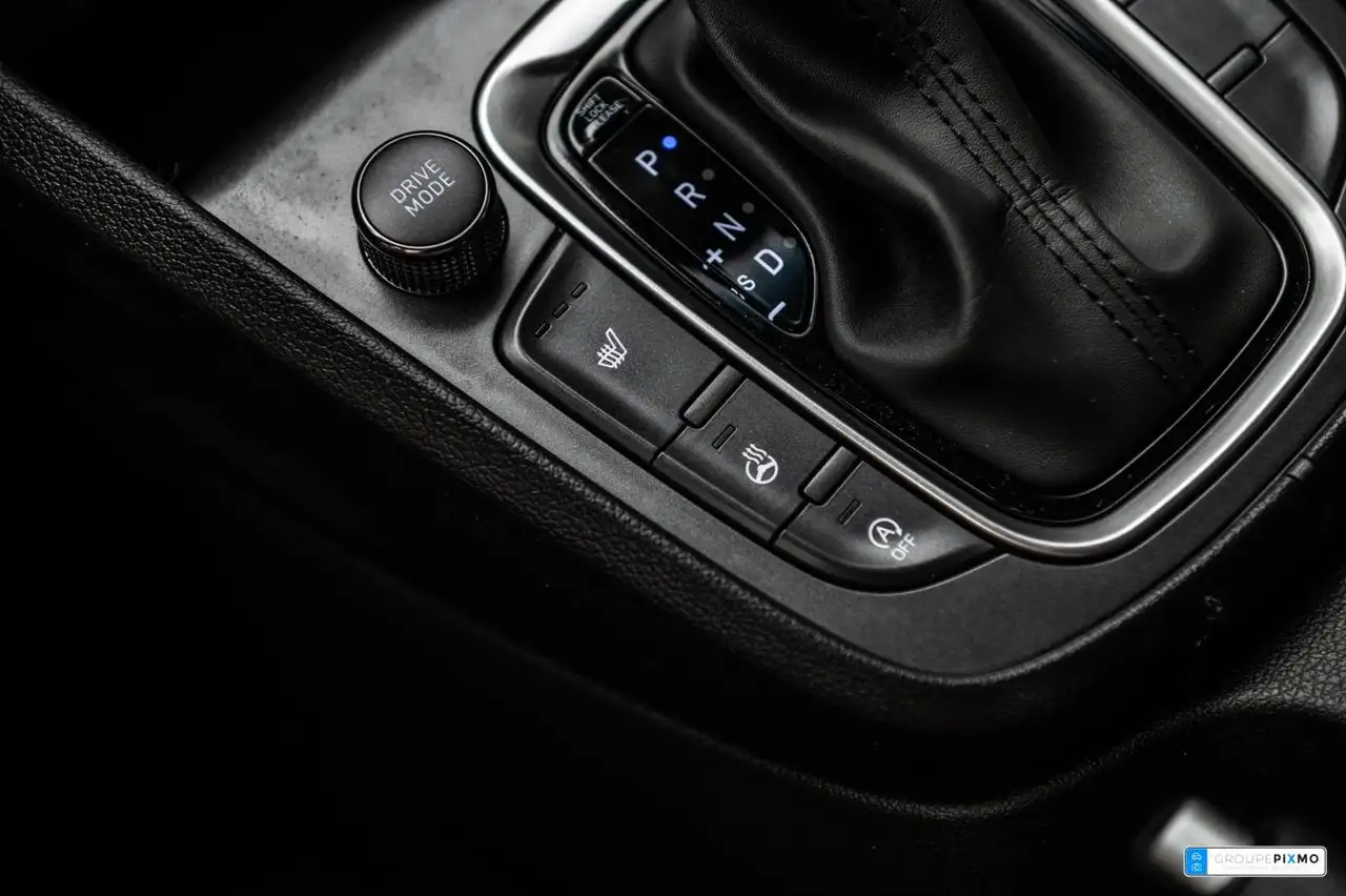 Hyundai KONA photo Hyundai KONA