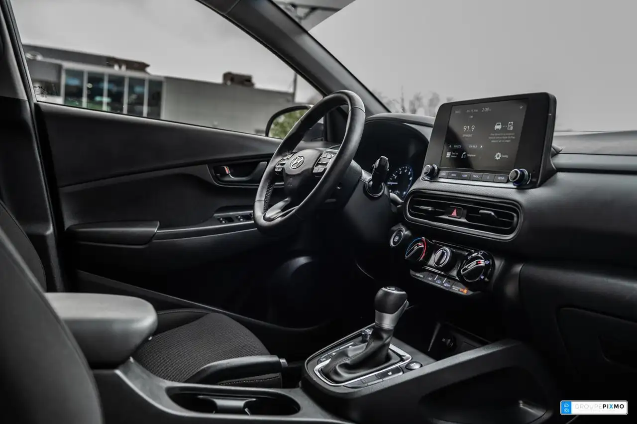 Hyundai KONA photo Hyundai KONA