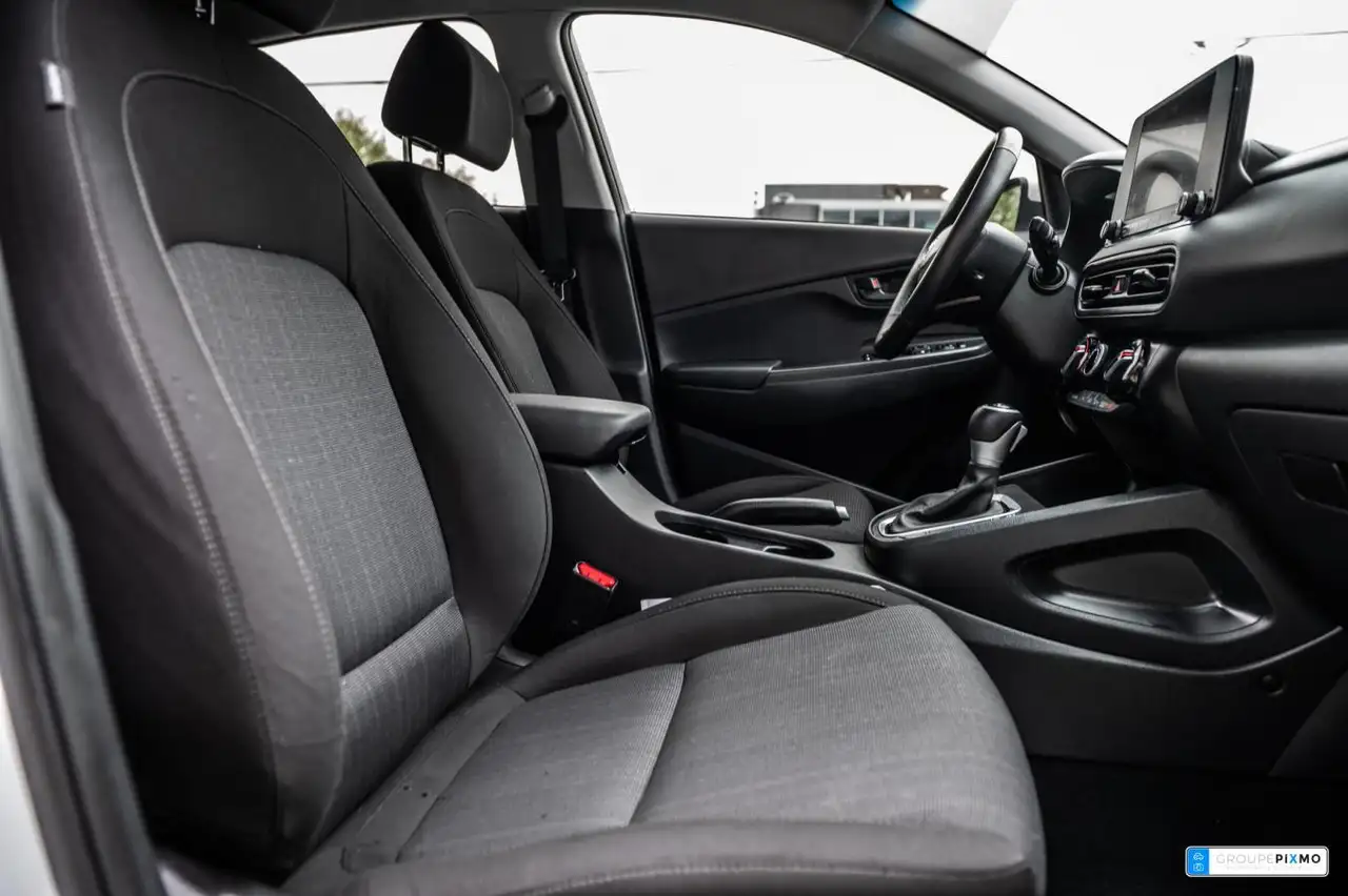 Hyundai KONA photo Hyundai KONA