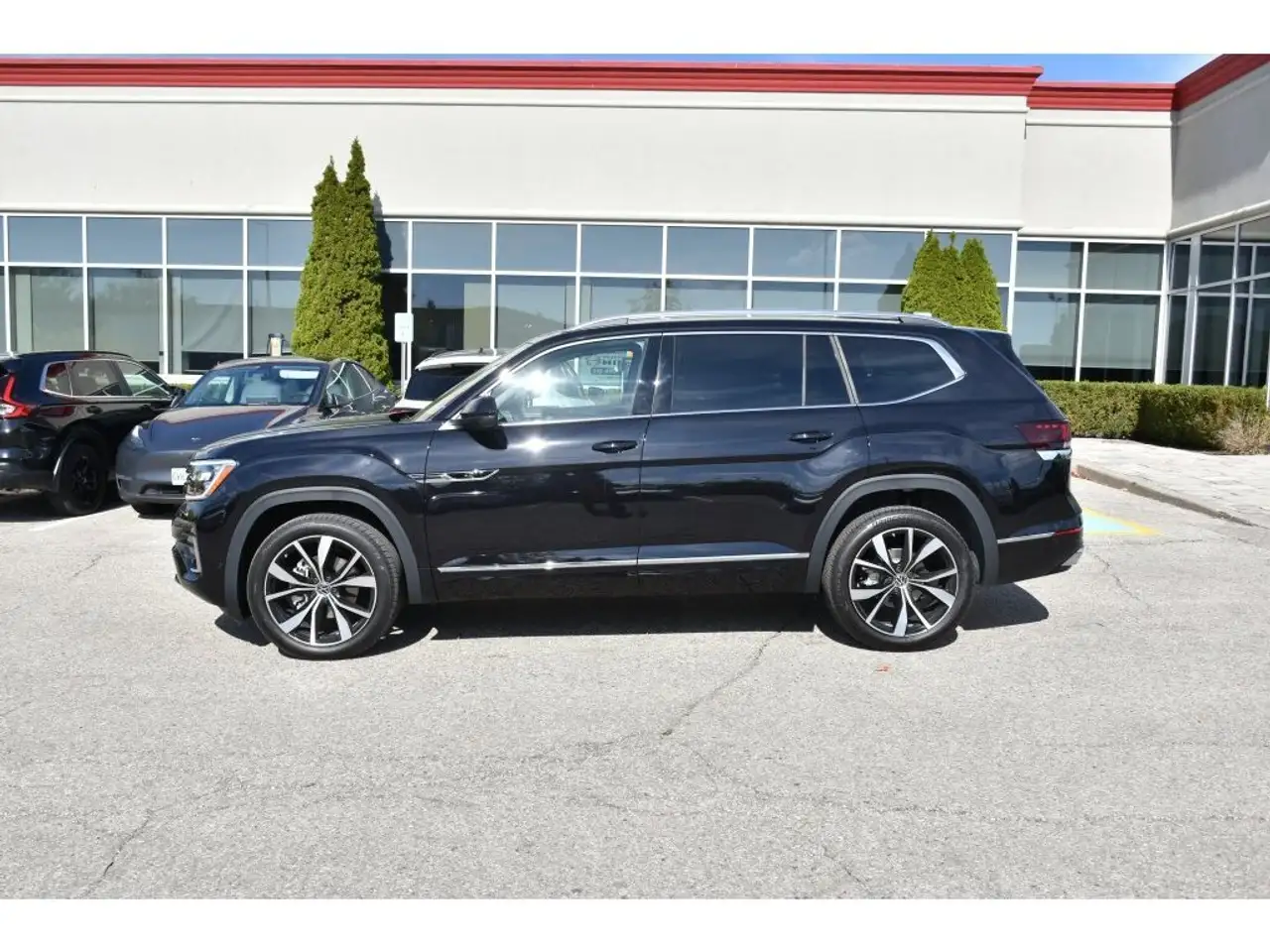 Volkswagen Atlas снимка Volkswagen Atlas