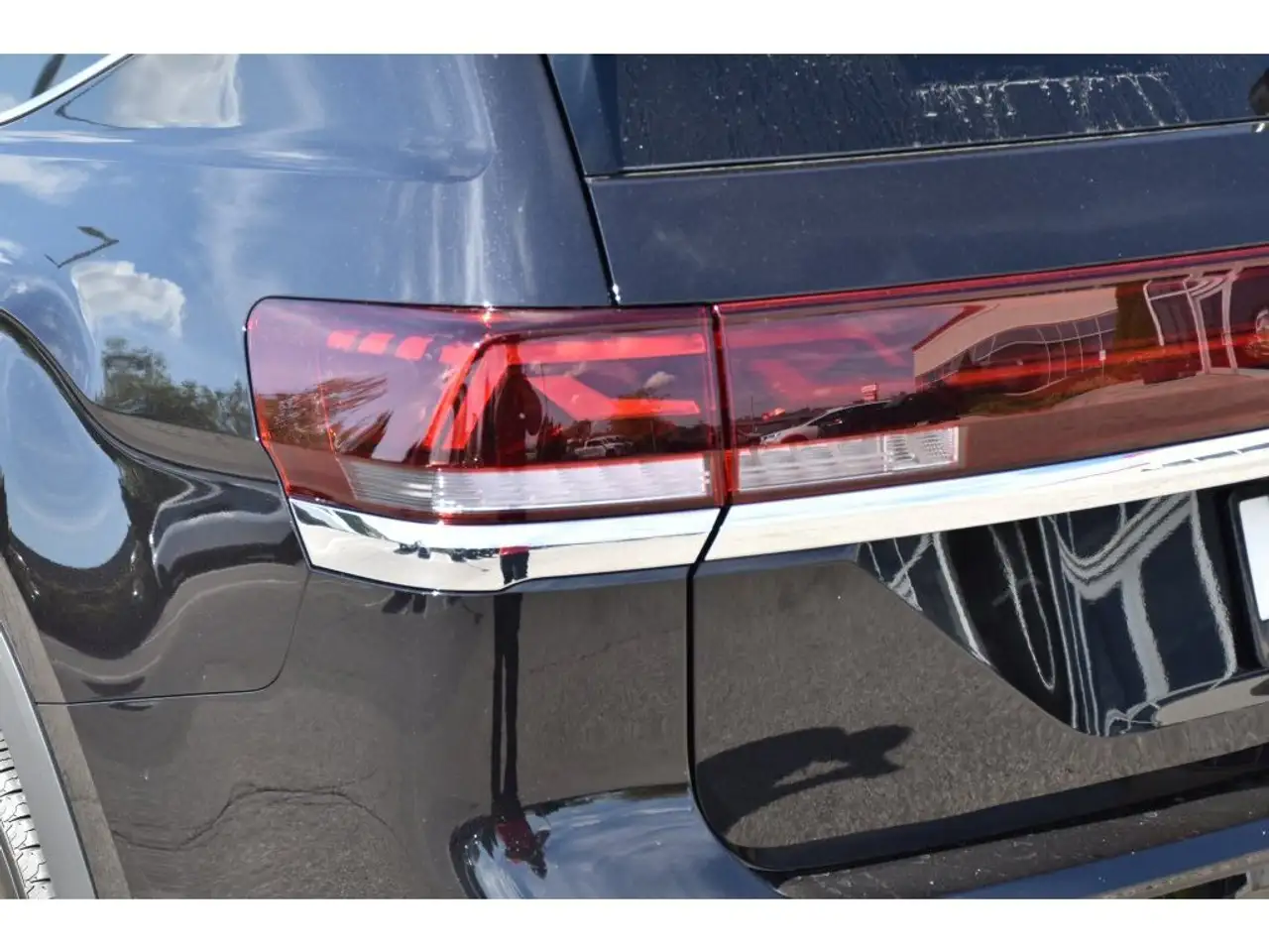 Volkswagen Atlas снимка Volkswagen Atlas