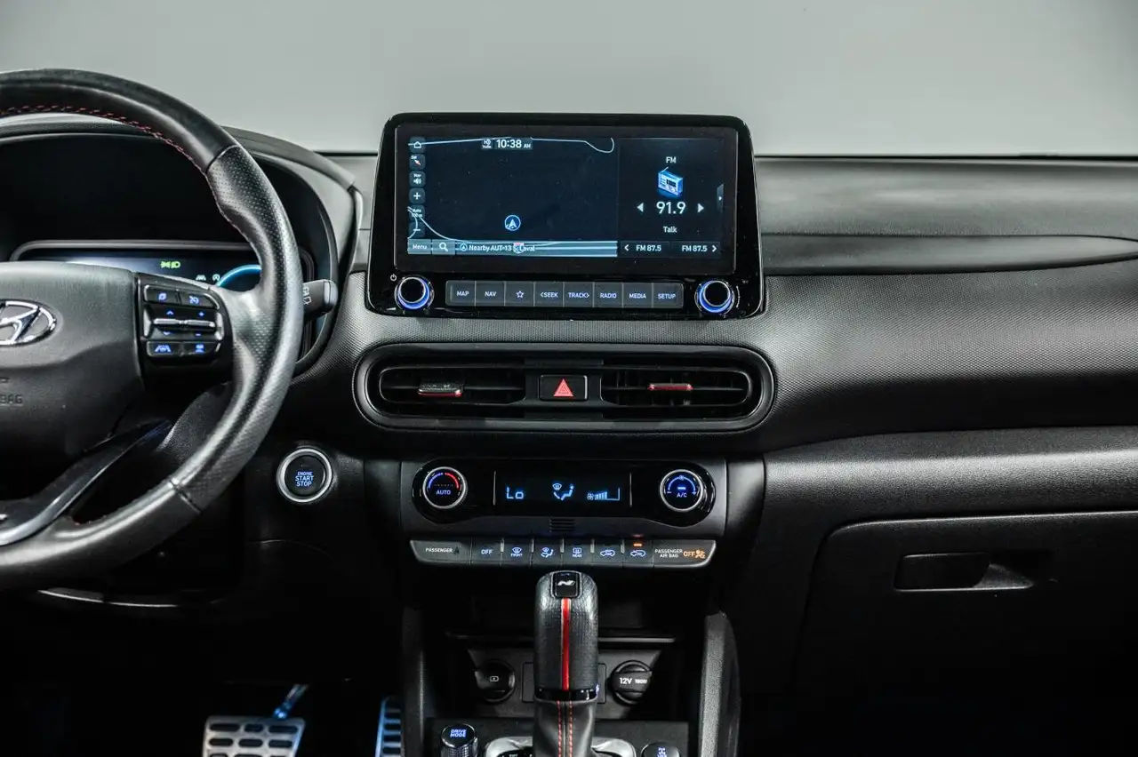 Hyundai KONA снимка Hyundai KONA