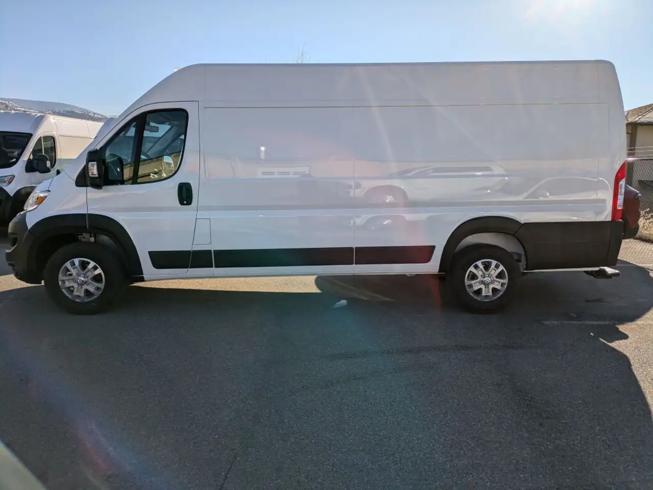 RAM ProMaster 3500 снимка RAM ProMaster 3500