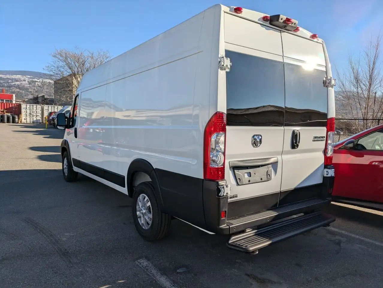 RAM ProMaster 3500 снимка RAM ProMaster 3500