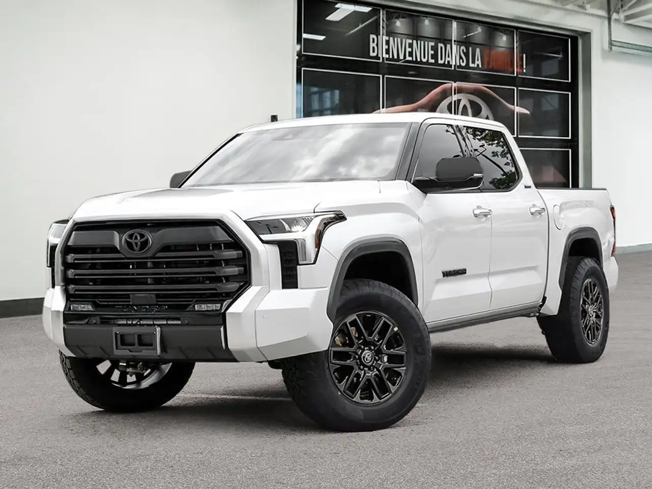 Toyota Tundra снимка Toyota Tundra