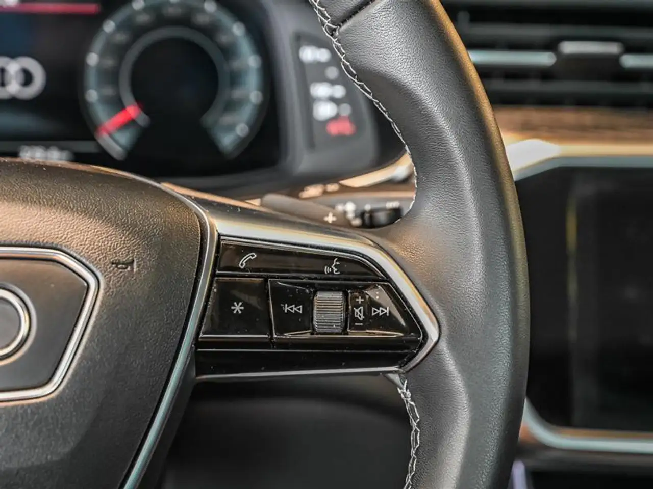Audi A6 снимка Audi A6