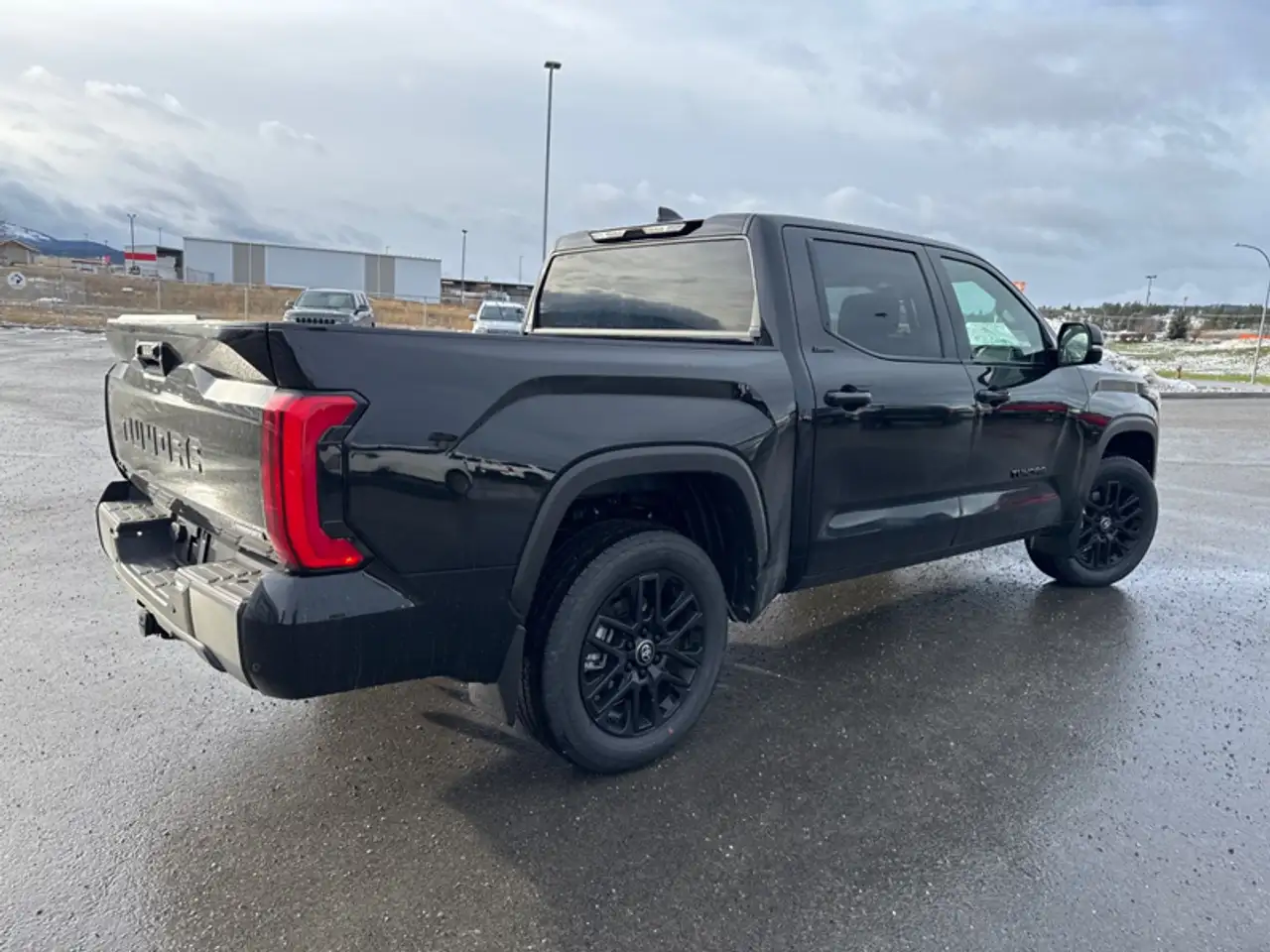 Toyota Tundra снимка Toyota Tundra