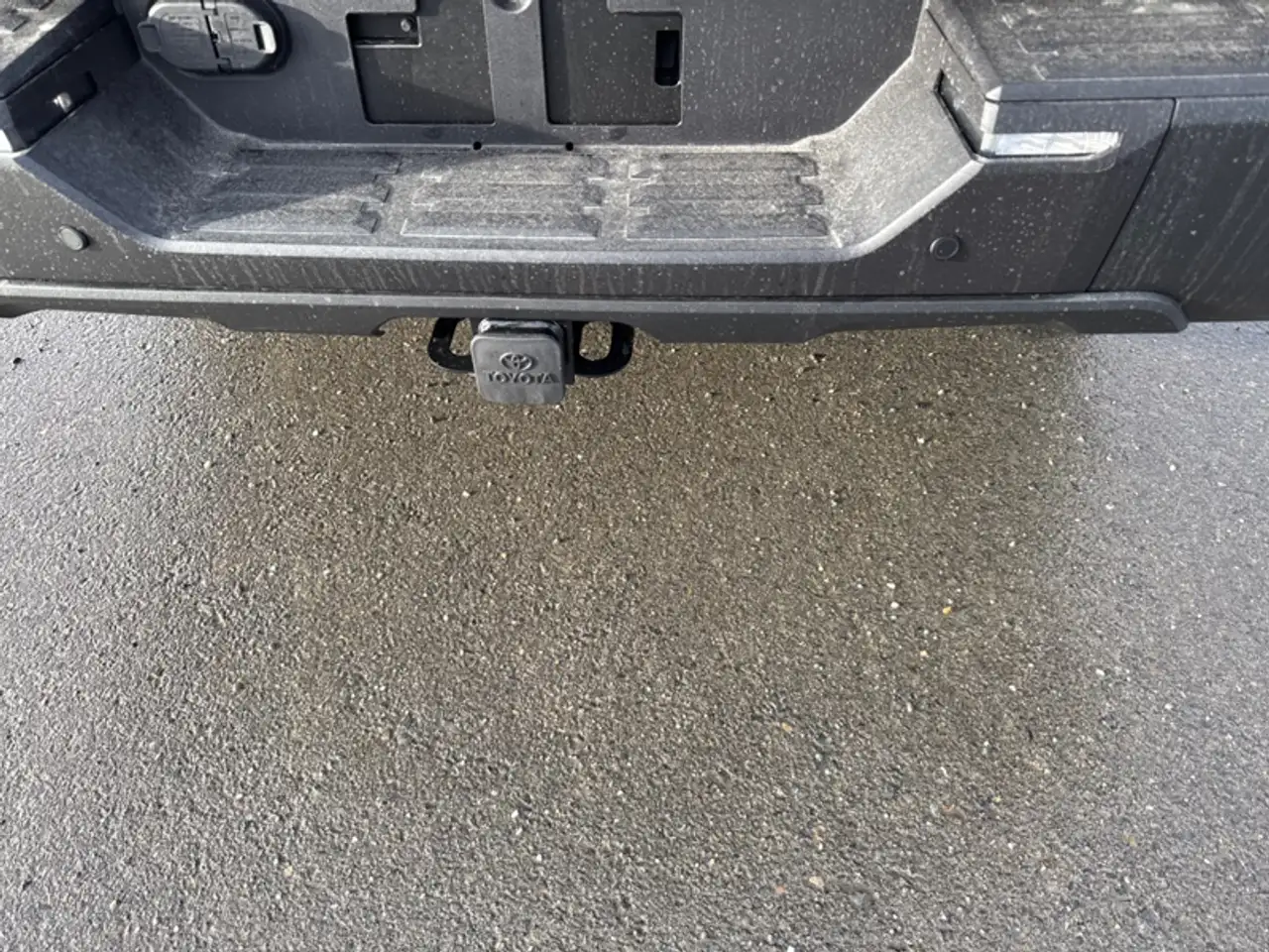 Toyota Tundra снимка Toyota Tundra