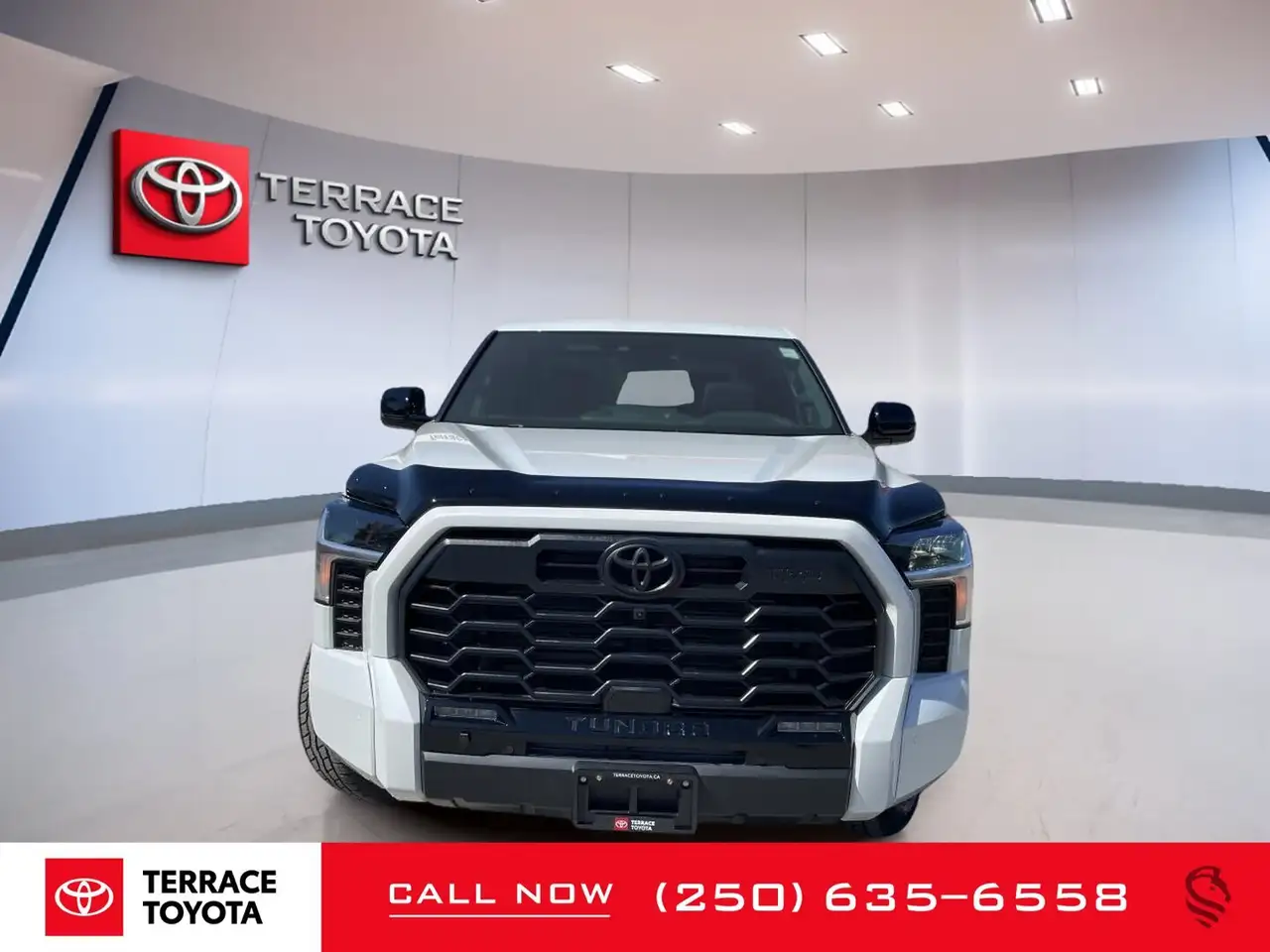 Toyota Tundra снимка Toyota Tundra